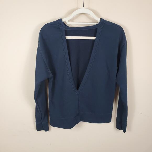 Nike Dri-Fit L/S Versa Open Back Training Top XS - Picture 2 of 12